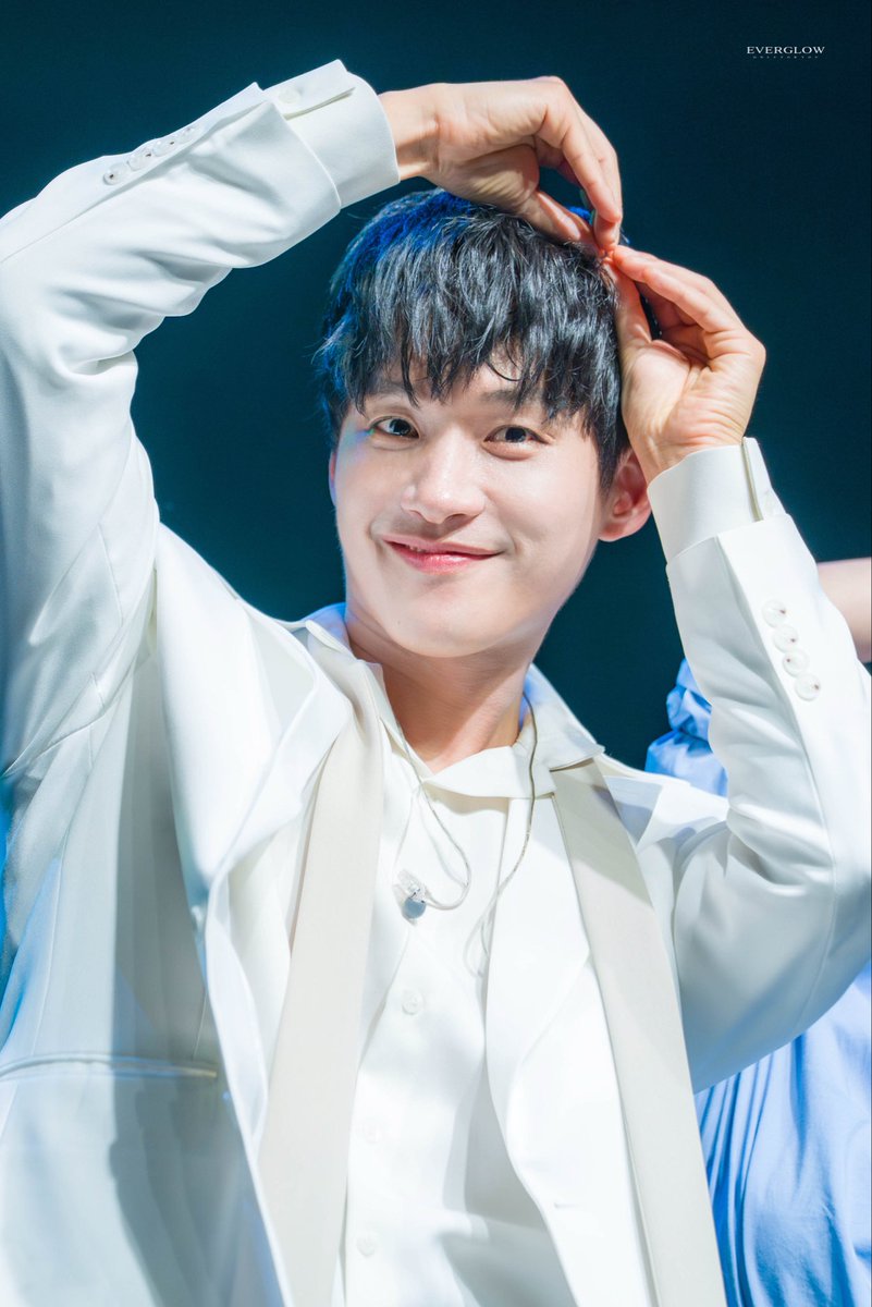 260418 정욱진 단독 콘서트 <Only NEW!> , 포토타임

주인공 , #정욱진