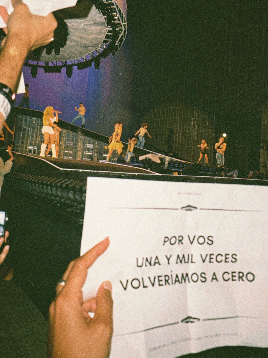una y mil veces <3 te amo <a href="/TiniStoessel/">tini</a>