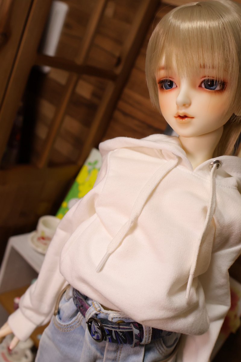 あきかん tweet media