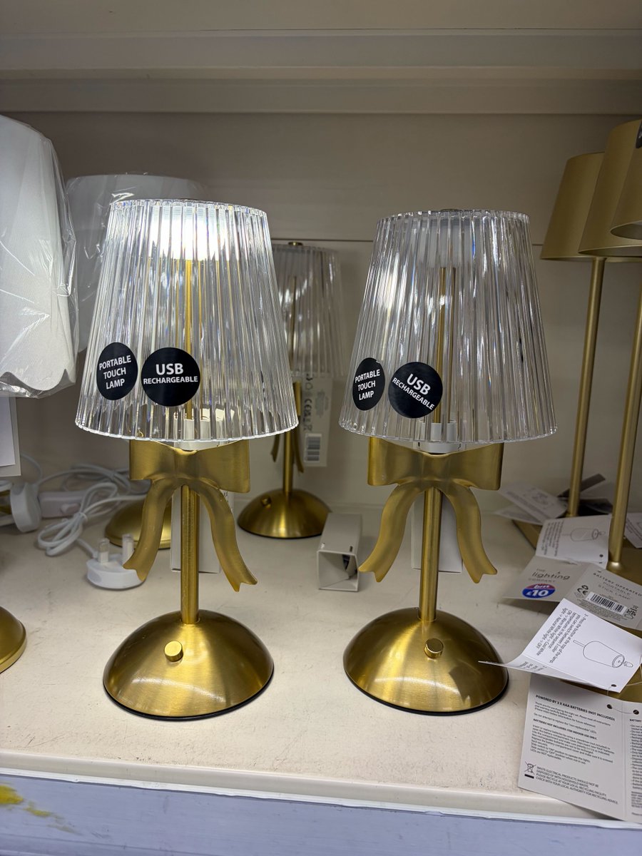 OK_Magazine's tweet image. B&amp;amp;M's viral bow lamp is selling fast but these alternatives 'look more expensive' ok.co.uk/shopping/bms-v… #aff