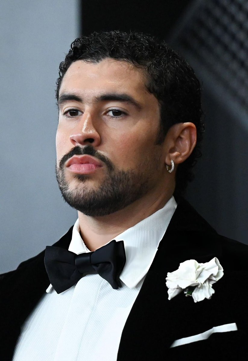 MileyCyrus PRESS tweet media