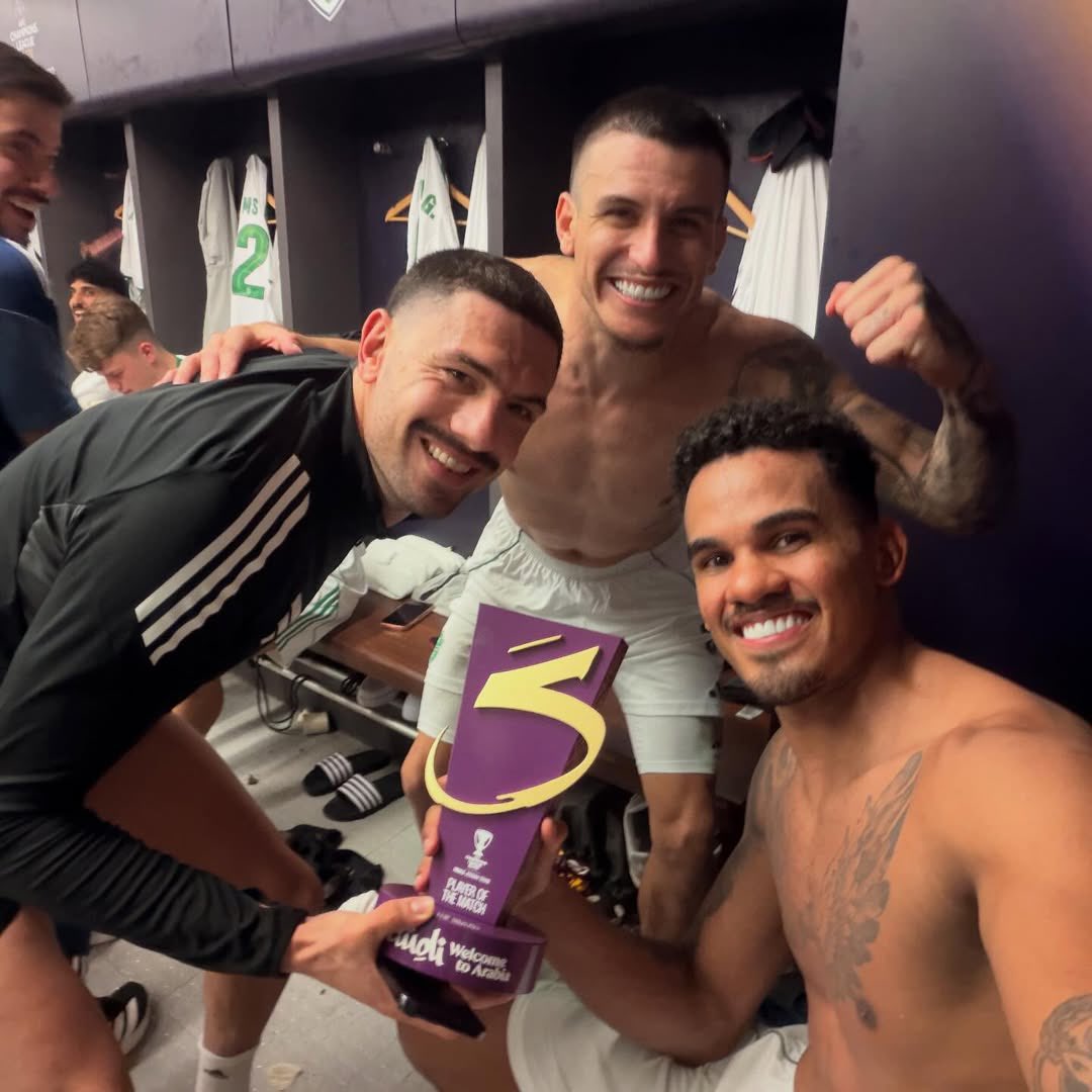 Flash_back tweet media