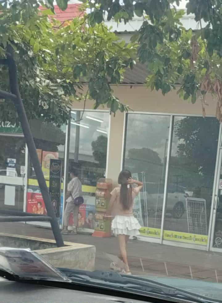 mono10095 tweet media