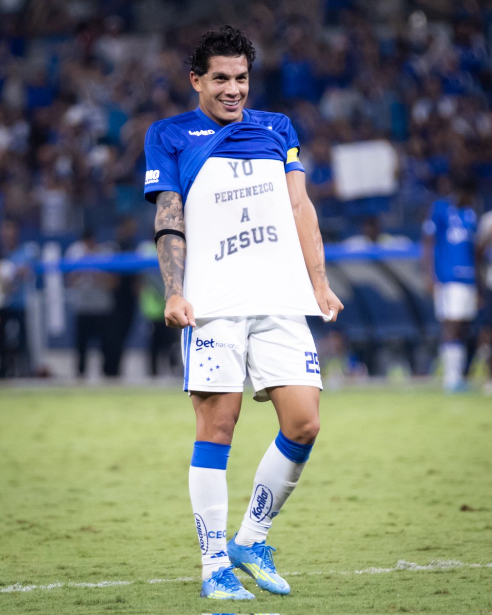 cruzeirostats's tweet image. Lucas #Romero mais que DOBROU sua participação em gols na volta ao #Cruzeiro.

1ª passagem (2016-2019)
- 117 jogos
- 2 gols
- 5 assistências

2ª passagem (desde 2024)
- 121 jogos
- 5 gols
- 10 assistências

#cruzeirostats
