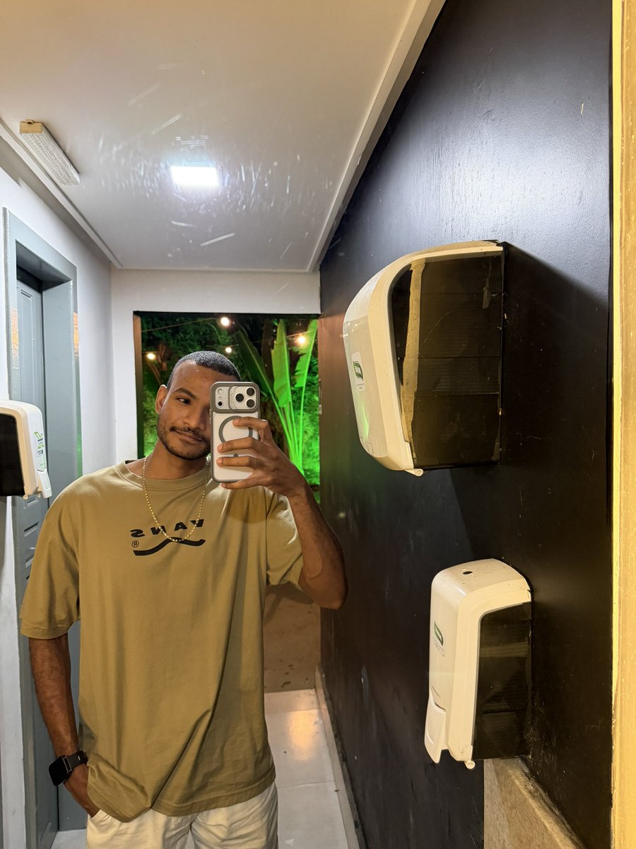 piá moreno 🦆 tweet media