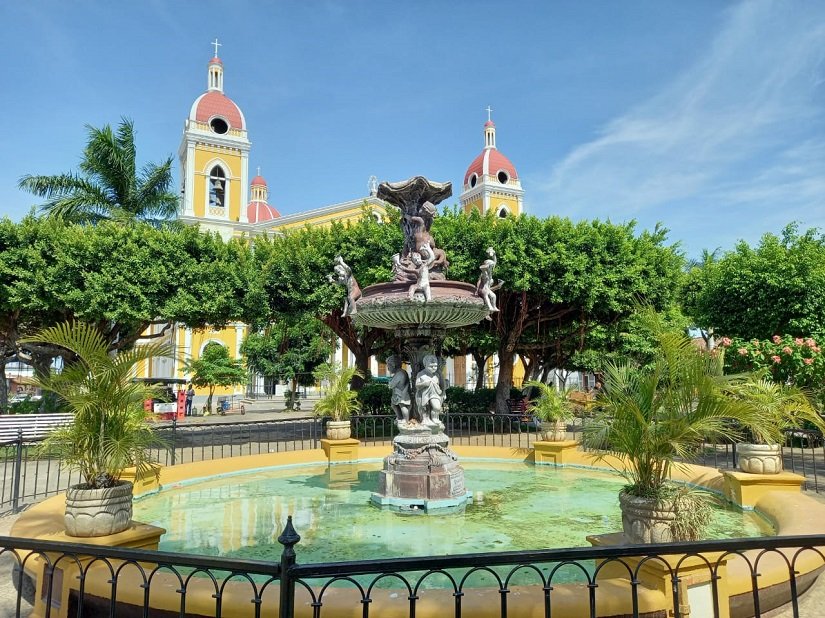 💥21 Abril 1524

Fue fundada por el conquistador Francisco Hernández de Córdoba, la ciudad de Granada.

<a href="/FloryCantoX/">Flor y Canto 🇳🇮</a>
<a href="/ElMachoAguero/">🇳🇮🐦 🅴🅻🅼🅰🅲🅷🅾🅰🅶🆄🅴🆁🅾 🔴⚫</a>
<a href="/CarlosEmilioDH/">Carlos Emilio Lopez</a>

#UnidosEnVictorias