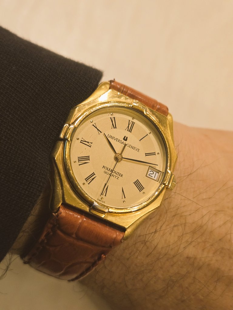 shnjukugumi's tweet photo. 今日のお供は…
ヴィンテージでは初購入のクォーツ。
UniversalGenevePOLEROUTER
#ユニバーサルジュネーブ
#UniversalGeneve
#POLEROUTER
#ポールルーター
#今日のお供は https://t.co/TaozEzrQnu