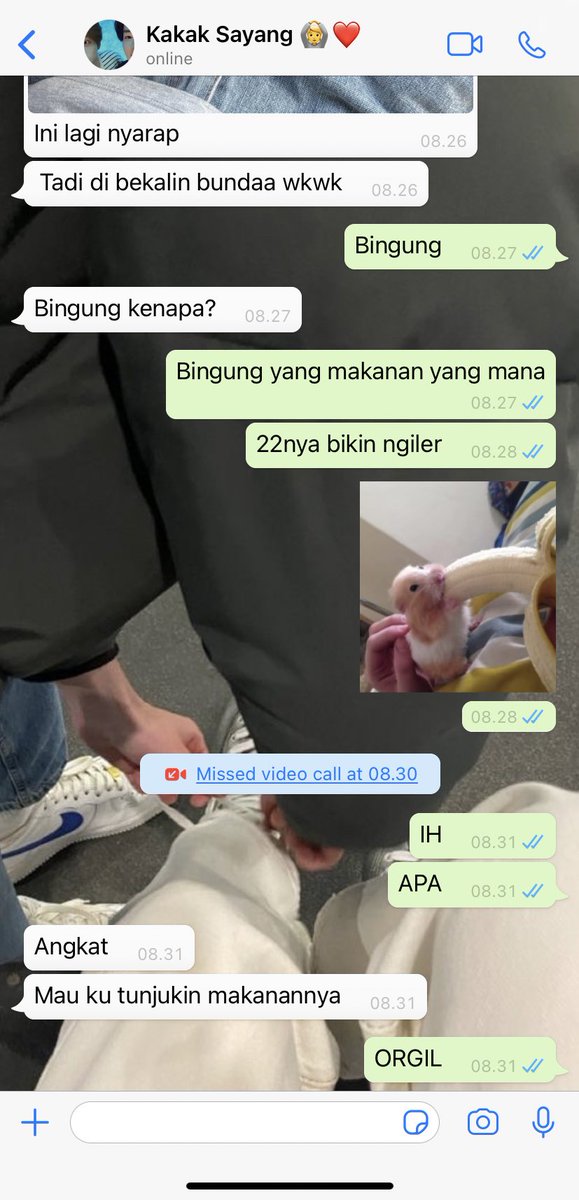 enoughjiseok's tweet photo. #Jujev, daily chat mereka yang agak saru. https://t.co/jXiNLwjaGs