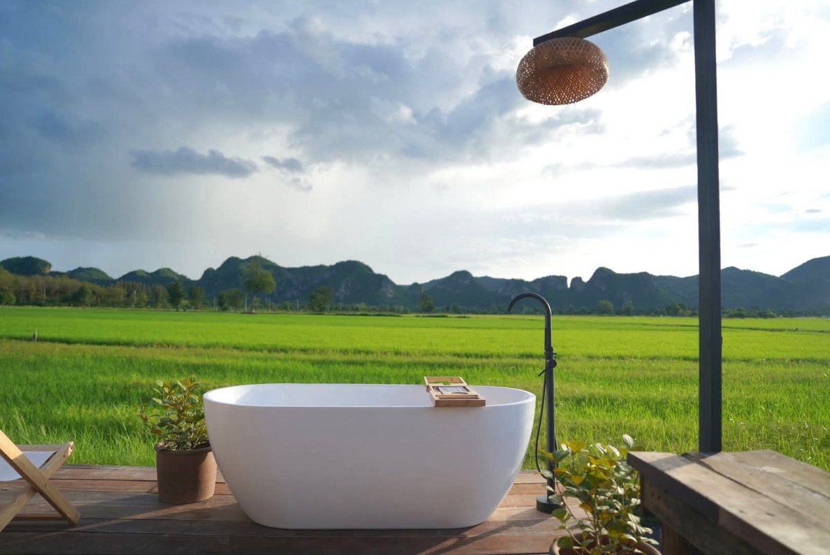 mylady_bf's tweet image. ใครชอบฟีลธรรมชาติสงบๆ อยู่กับภูเขา นาข้าว
เป็น Pastoral Vibe ที่ดีมากๆ
หาเพื่อนที่ชอบแนวนี้ไปพักผ่อนชิลๆ &amp;amp; Outdoor ด้วยกันครับ พักที่นี่เลย💜
#คู่แท้ #หาคู่ออกทริป #Outdoor