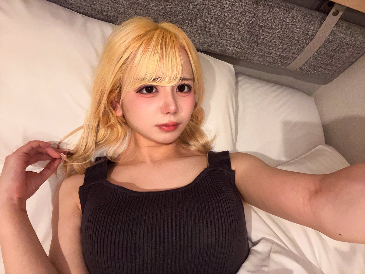 夢咲あも デビエンメイド tweet media