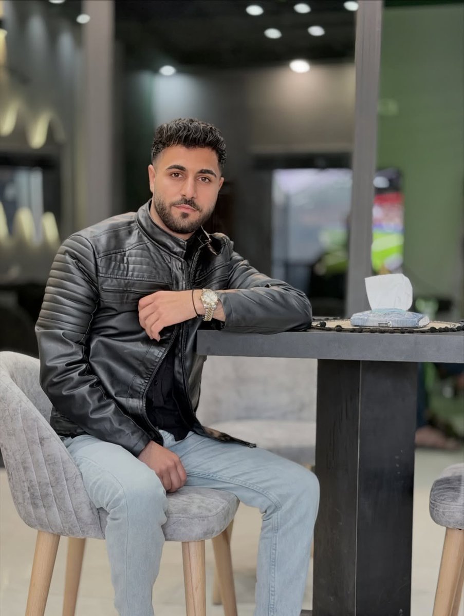 Mario Cyrus tweet media