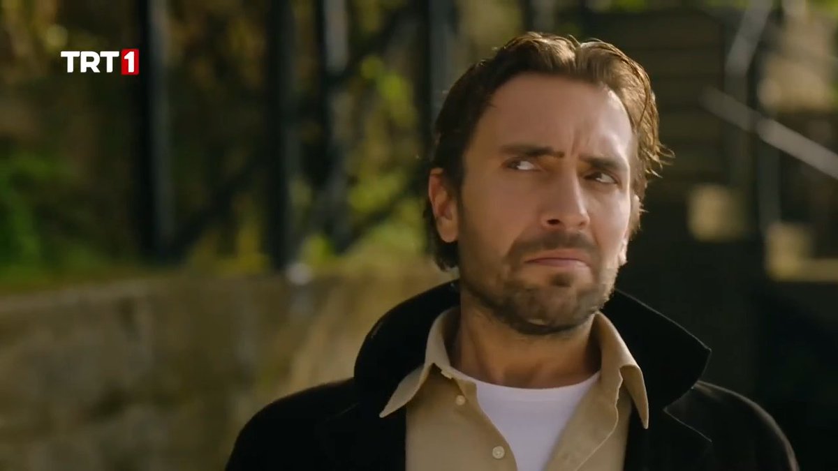 LZtweets tweet media