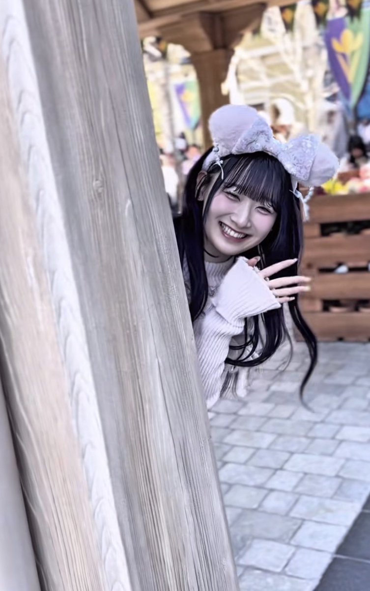 るりいろ tweet media