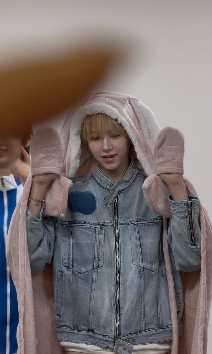 ㄹ..𖤐 tweet media