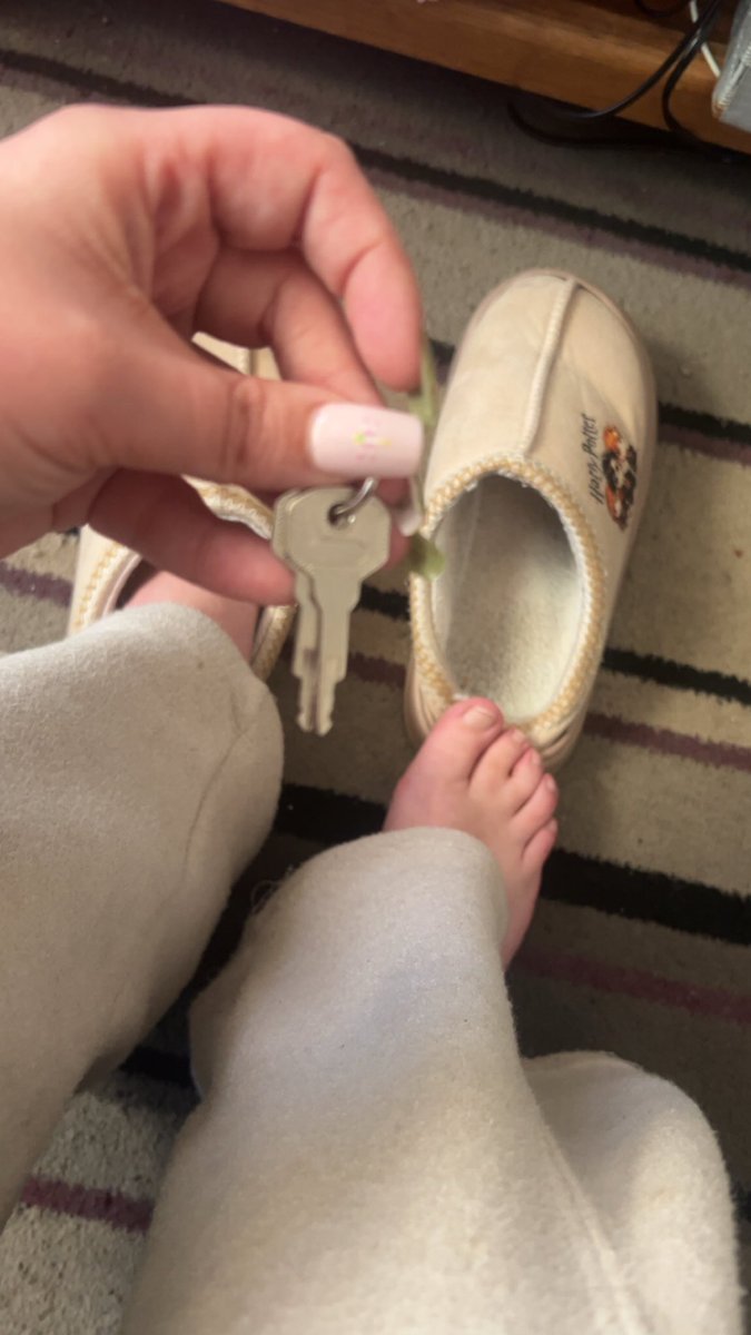 🇬🇧 ENGLISH PRINCESS 🇬🇧 STONER GODDESS 🍃 tweet media