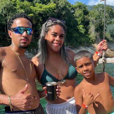RayaneEnzzo's tweet photo. #NovaFotoDePerfil https://t.co/37S7TVCwWd