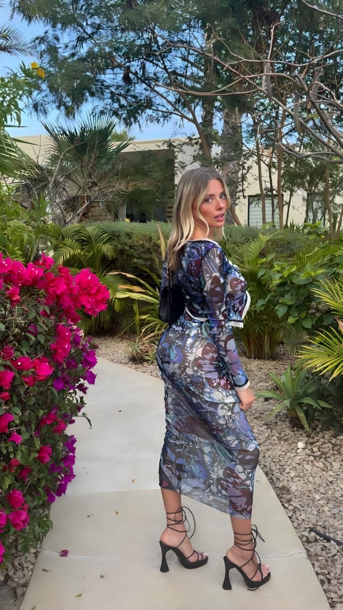 Ariauibn's tweet image. Let have fun 🤩 and more #Fun