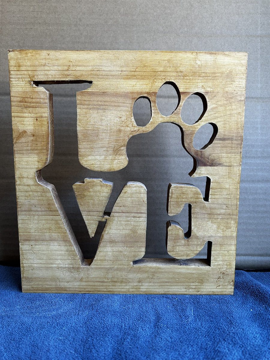 ScrollAwayArt's tweet image. We all need to #paws every now &amp;amp; then and #love what we have 
#handmade 
#scrollsaw 
#woodworking