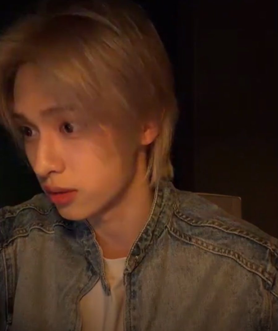 몰름이 tweet media