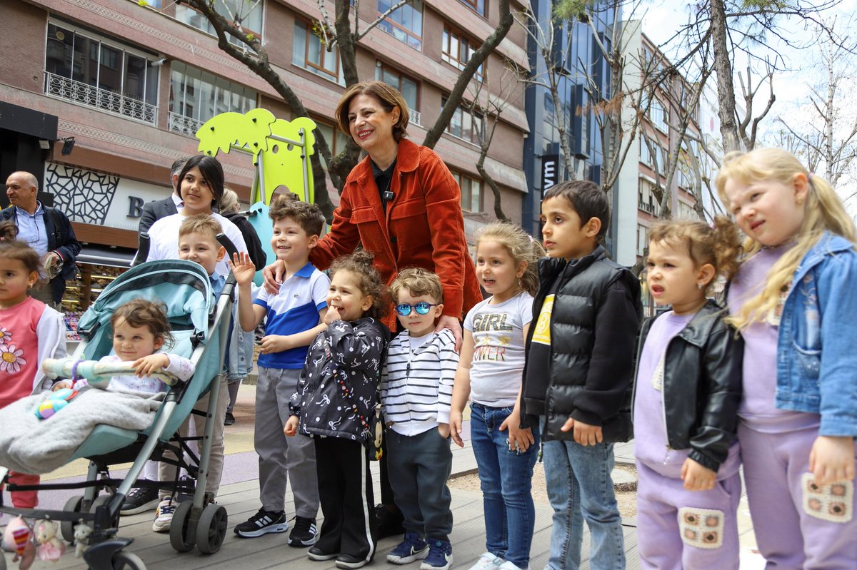 Ayşe Ünlüce tweet media