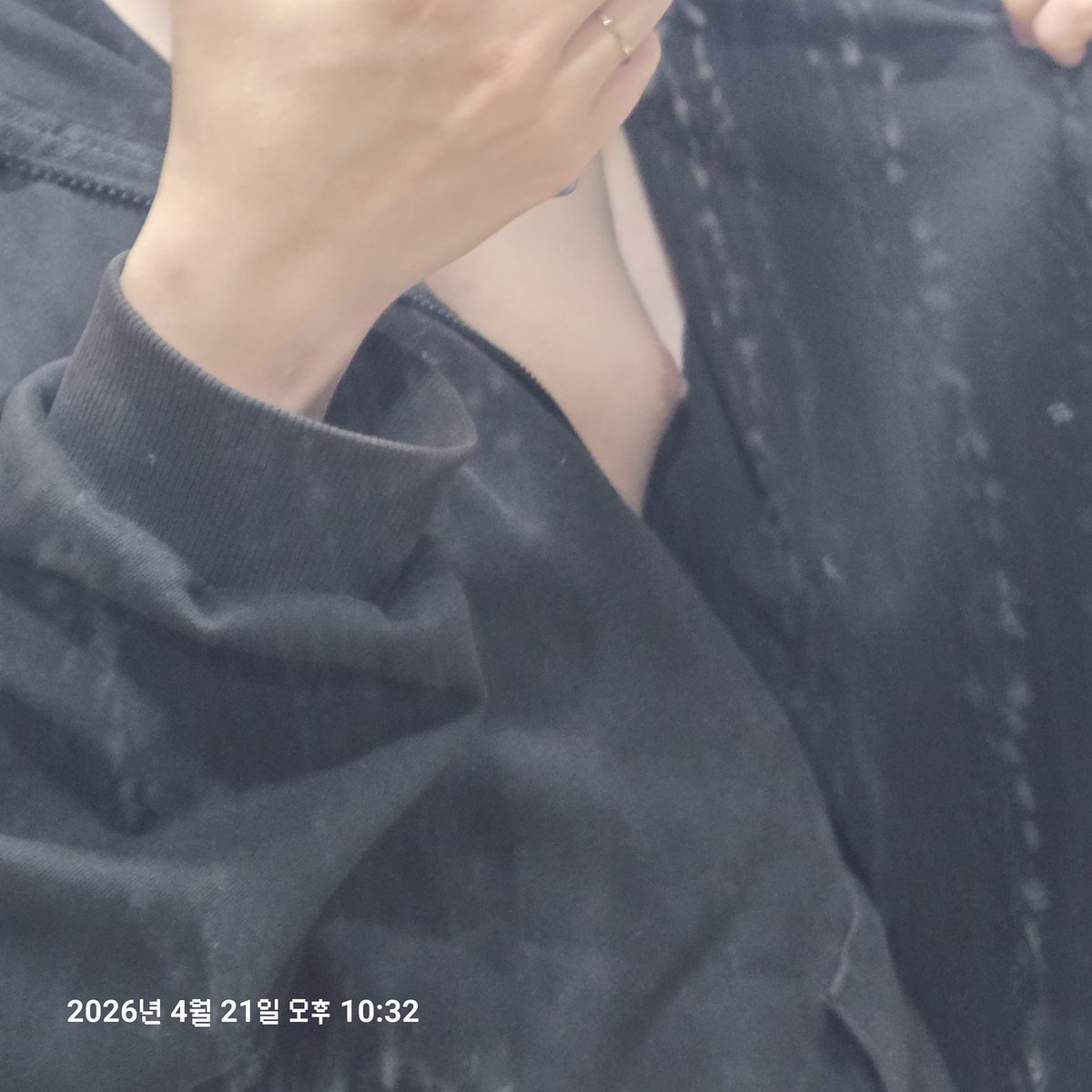 까미 tweet media