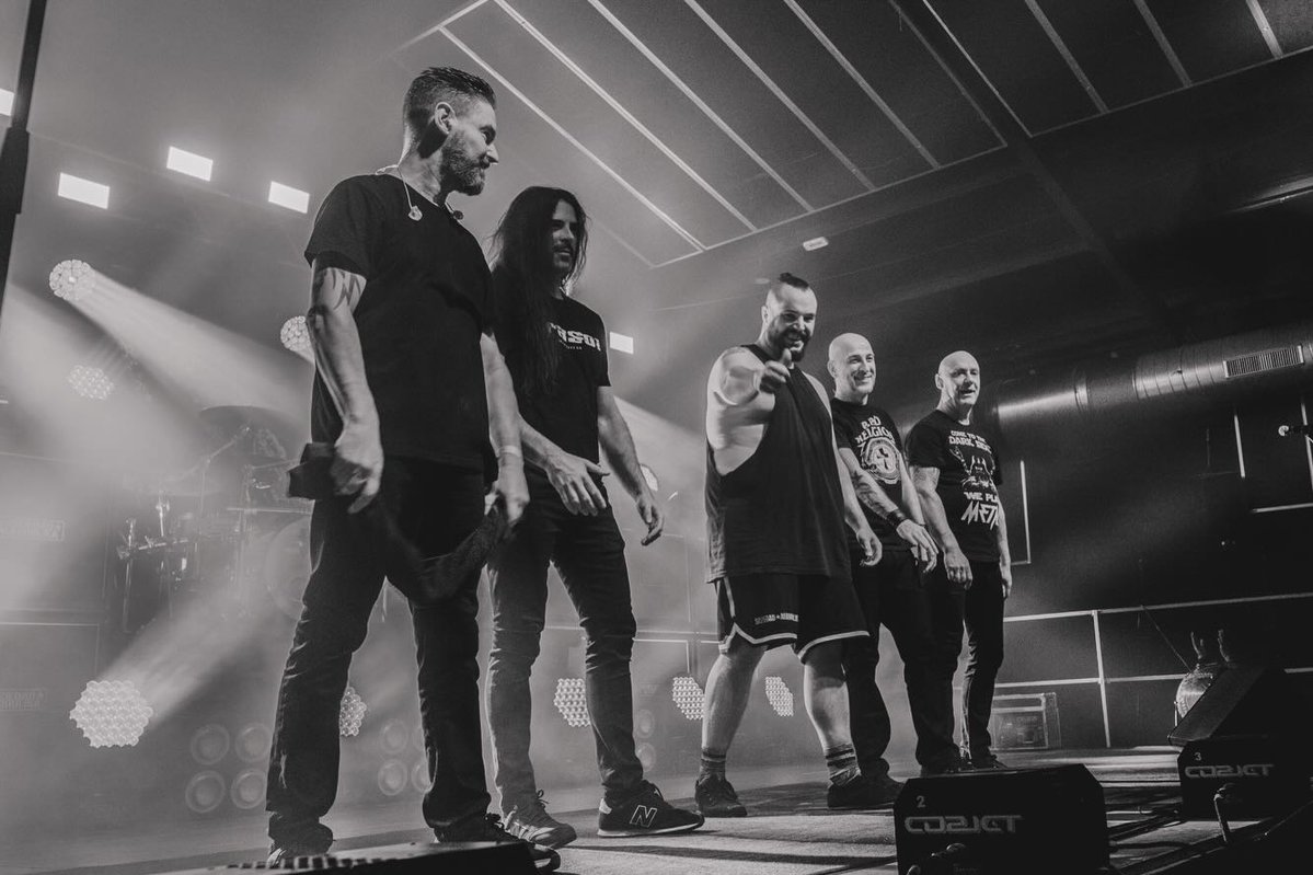 HontzaP's tweet image. Desde el @_Antioxidante_ tras el paso del ´ConfrontacionTour´2026:
"Impactante la pegada transversal que tiene @SoziAlkoholika . Firmaron un concierto incontestable y  mantienen una impecable actitud escénica".
📝&amp;amp;📷: @romualdosagrada
#soziedadalkoholika #SA