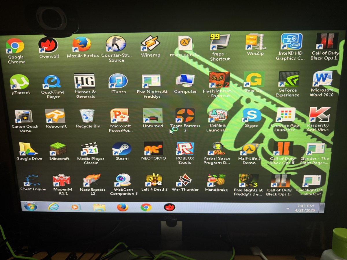 🔭 plane neko ~on break tweet media