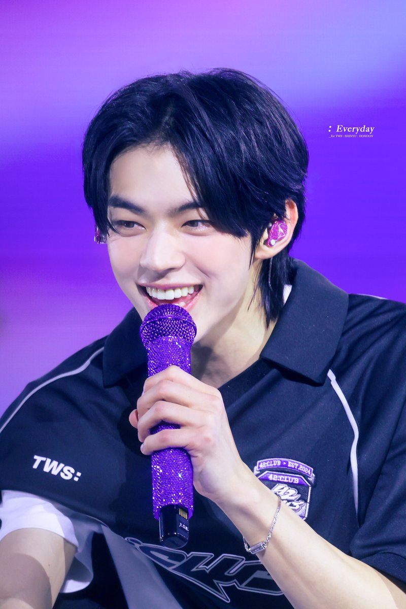 𝑬𝒗𝒆𝒓𝒚𝒅𝒂𝒚 tweet media