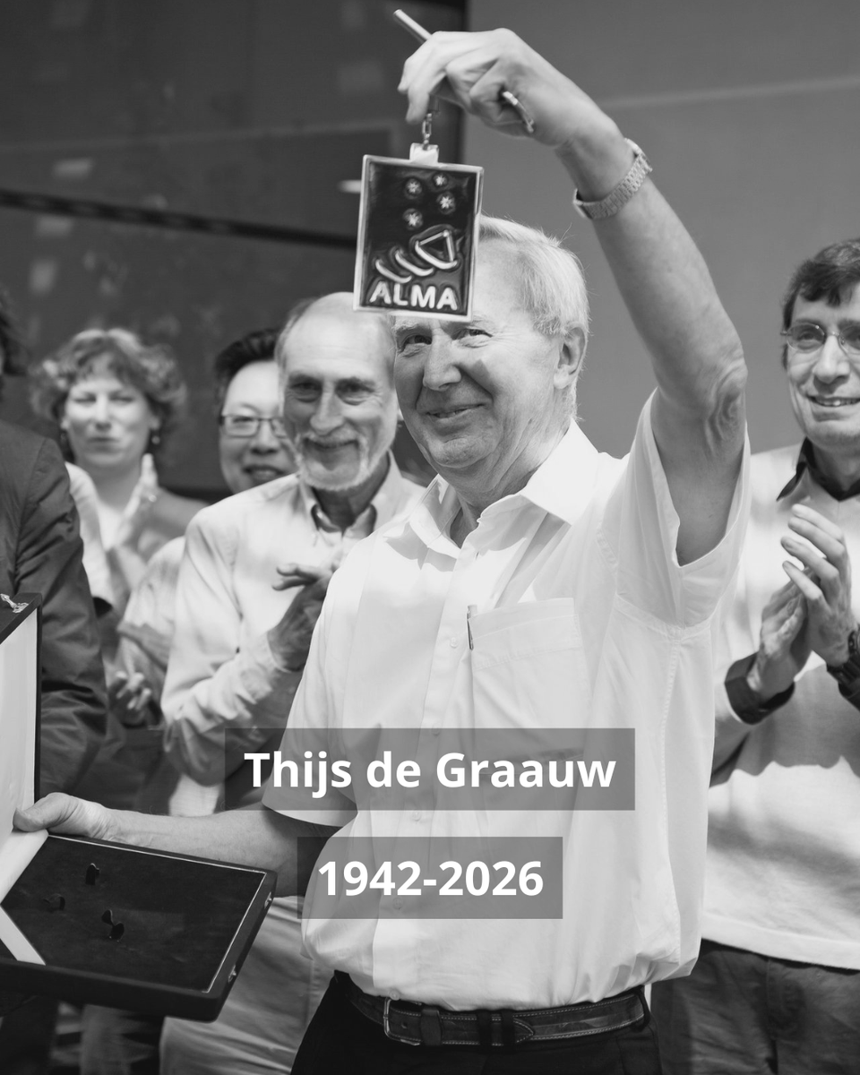 ALMAObs_esp's tweet photo. Anunciamos, con mucho pesar, el fallecimiento de Thijs de Graauw, director de ALMA entre 2008 y 2013. 
Enviamos nuestras condolencias a su familia, a sus seres queridos y a toda la comunidad científica, incluido su amado Planetario Observatorio Ocoa. https://t.co/O2KFv45w6X