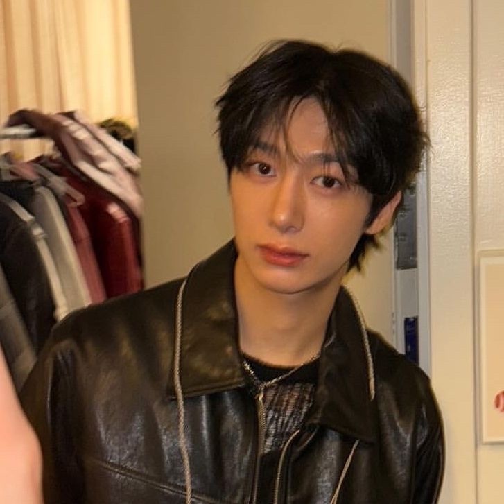 Woodsy Corner. tweet media