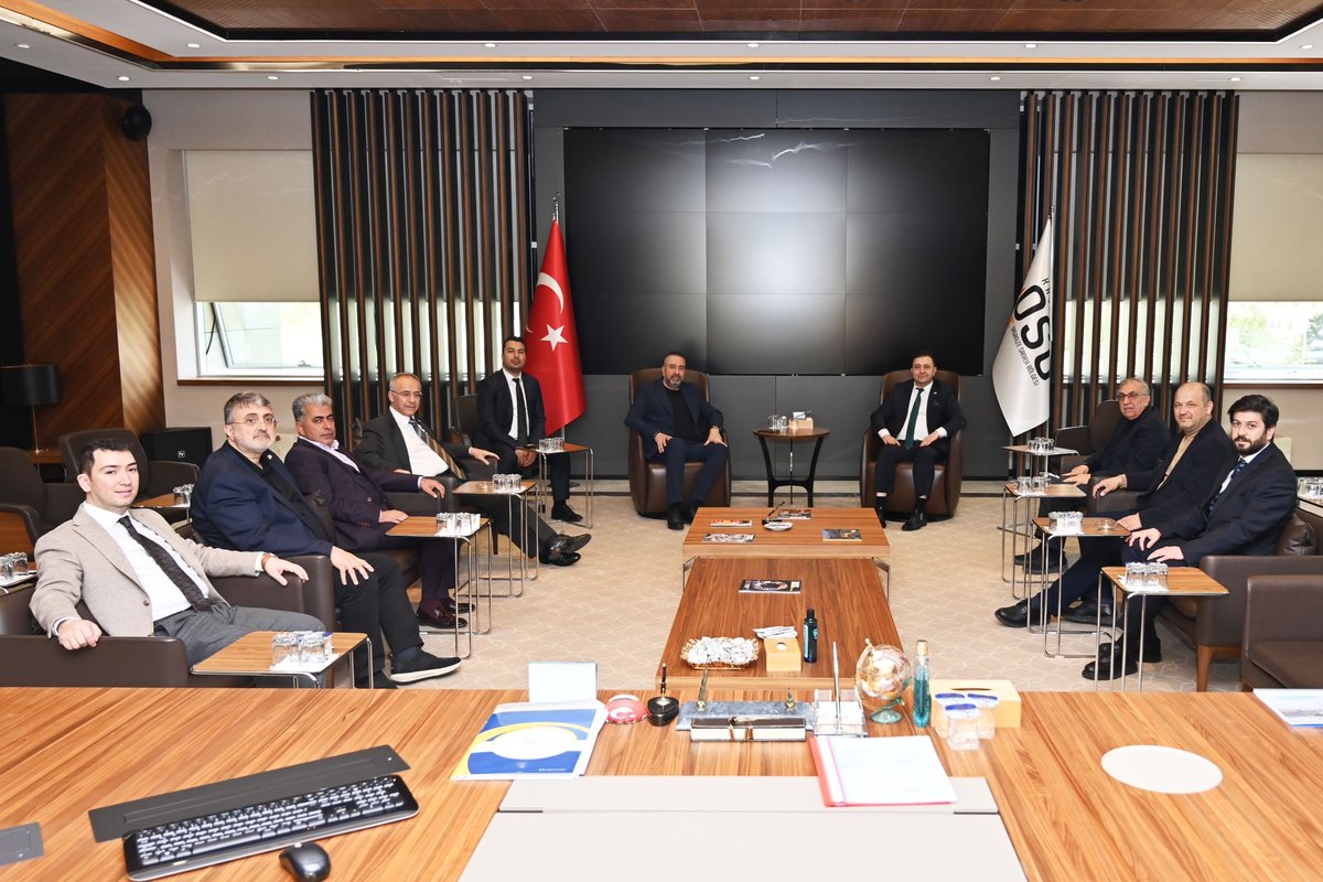 incesuOSB's tweet photo. Yönetim Kurulu Başkanımız İrfan Püsküllü, Yönetim Kurulu Başkan Vekilimiz Yılmaz Büyüknalbant ve Yön. Kur. Üyemiz Abidin Özkaya, 
Kayseri OSB Başkanı Mehmet Yalçın ve Yönetim Kurulu Üyelerine hayırlı olsun ziyaretinde bulundu. https://t.co/Rre11FoaCb