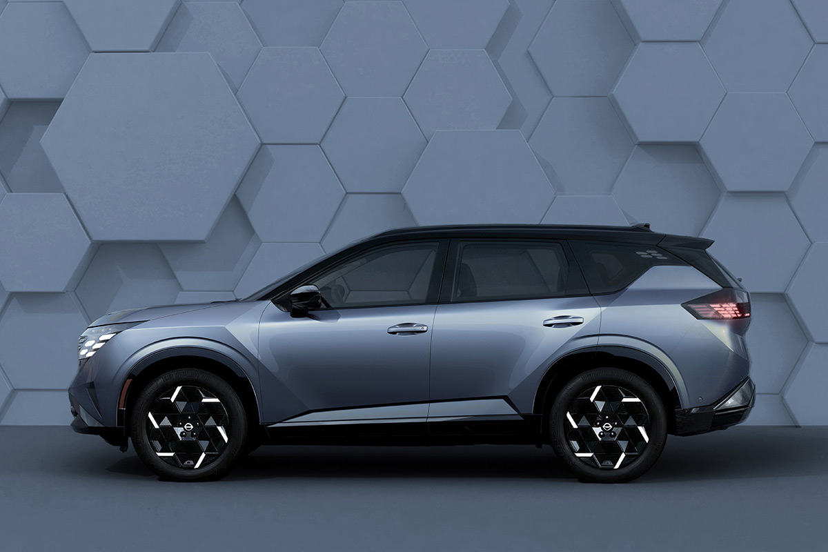 GuysGab's tweet photo. 2027 Nissan Rogue Hybrid revealed with bold styling and E-POWER hybrid setup https://t.co/pB5b0Iu1Zp https://t.co/OuekjcsrJq