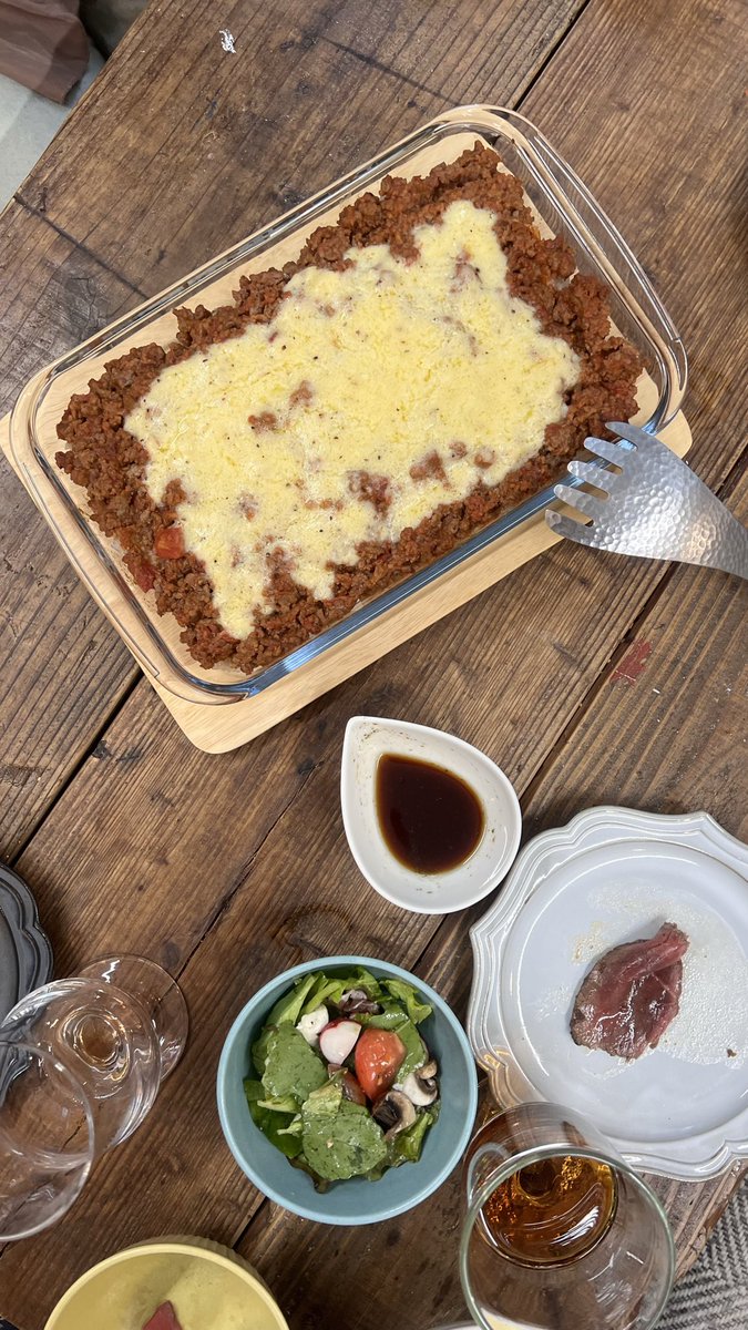 akinamickey's tweet photo. 最近の #ナミキ食堂 🍽️
お世話になった方々を招いてランチパーティーの日。いただいたブルトンヌの焼き菓子も最高に美味しかった…🤤💕 https://t.co/GAagx137x7