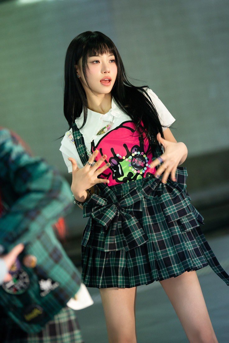 tina pics tweet media