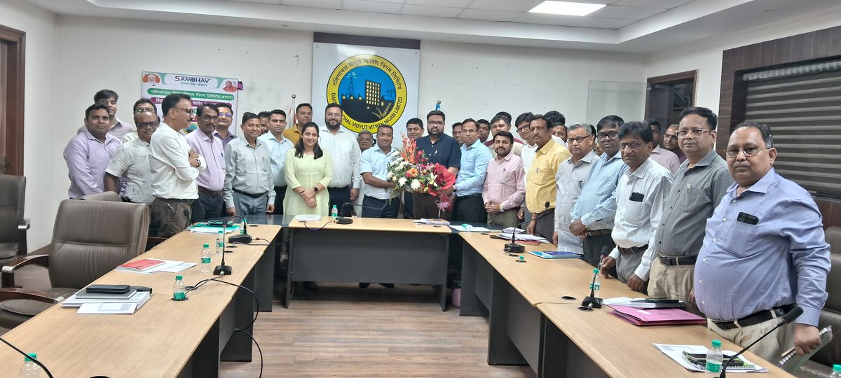 Dakshinanchal Vidyut Vitran Nigam Limited(DVVNL) tweet media