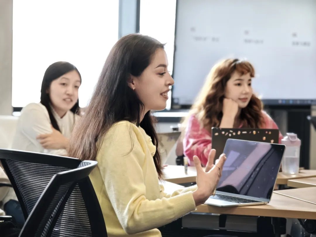 Study in Beijing tweet media