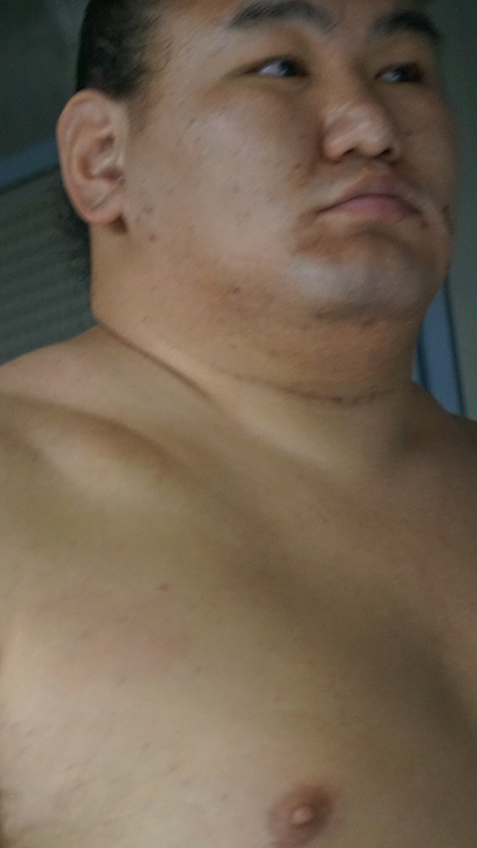 ゆっこ tweet media