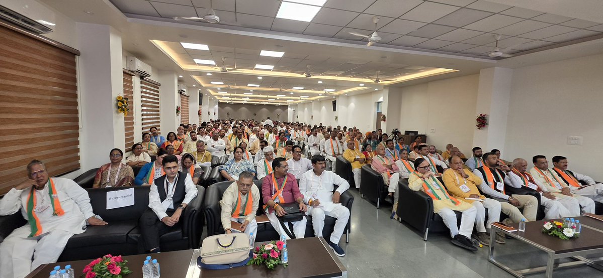 Govind Narayan Shukla tweet media