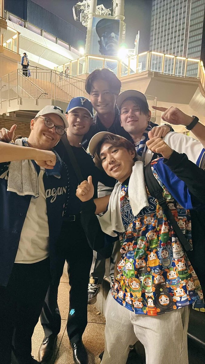 Xander tweet media