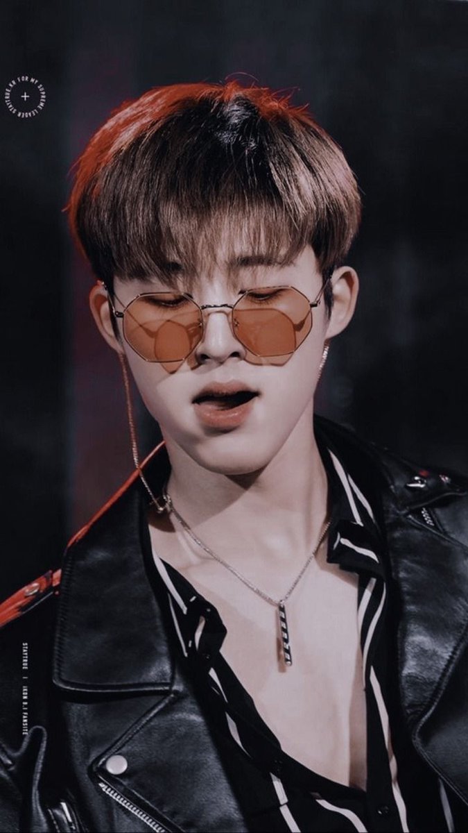 iKON11hanbin's tweet photo. 👓🐥︎❤ https://t.co/50ImfMowBq
