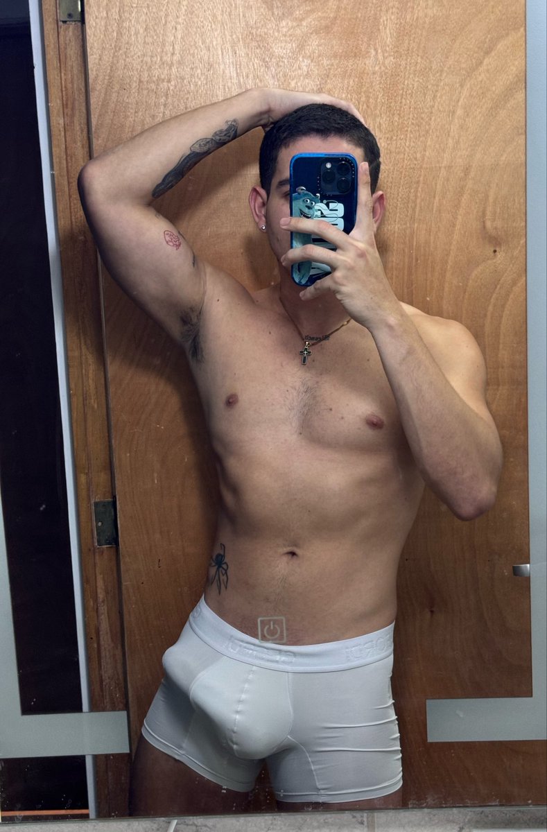 carlxsap's tweet photo. Más info al dm🔞🔥 https://t.co/LqokYdmCaY