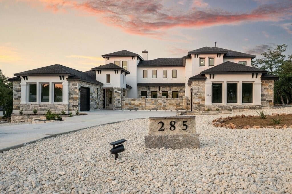 hometrottersorg's tweet image. Why Custom Homes Feel Different and Why It Matters
thehometrotters.org/why-custom-hom…

#Custom #HomeFeel #Matters #Designing #Average #Compromise #Location