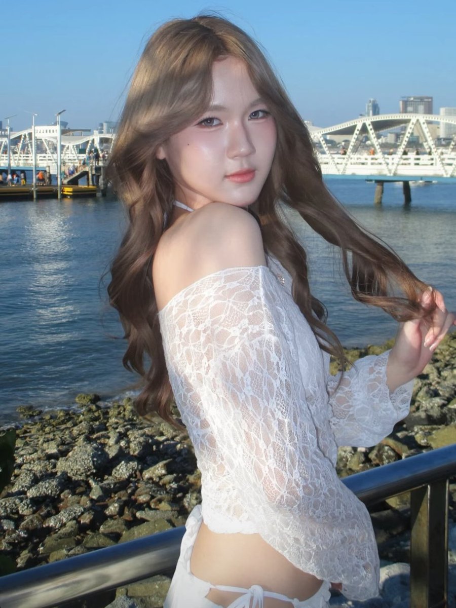 Lingeenahhor's tweet image. อุ้ว🌊🌊🌊 #pattbnk48