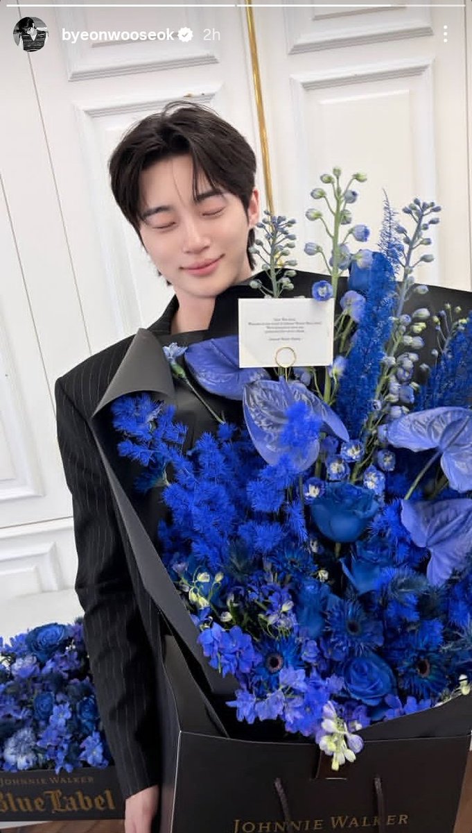 HeLAWvesme's tweet image. Luxurious actor for luxurious whiskey. 
I can't wait for what this collab brings

#ByeonWooSeok #JohnnieWalker