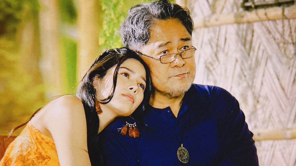 chipsnbananas's tweet photo. "ang apo ko lang ang malapit sa perpekto!"

cute talaga ni lolo botong and sari 🥺

MARTSARI HURTFUL ACCUSATION
#TSOH88FloorShow https://t.co/9oiXTdJ731