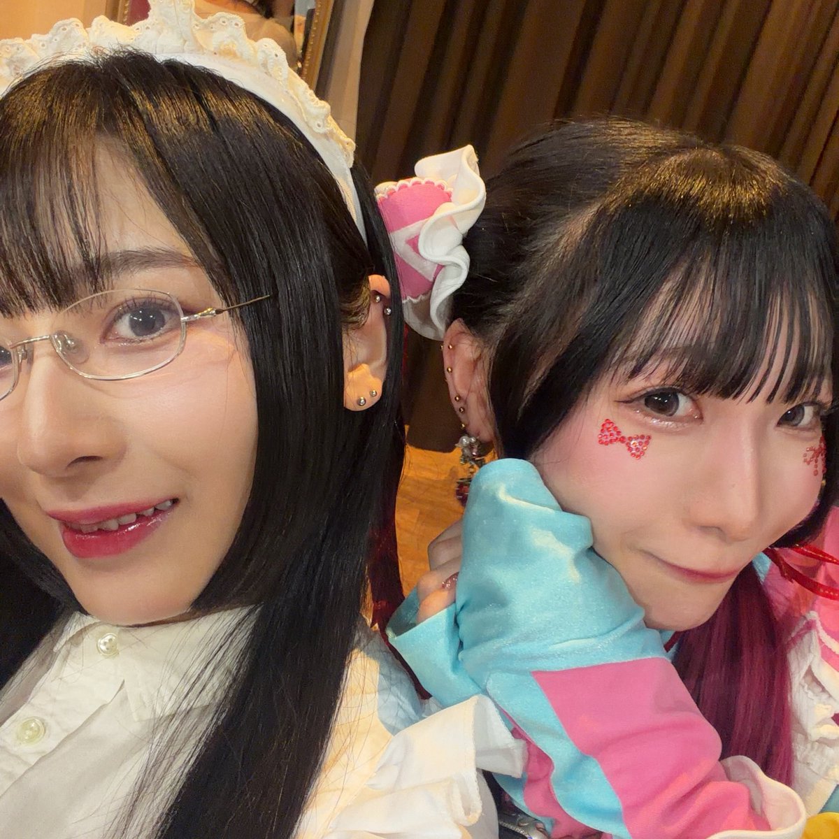 Rin_Wada's tweet photo. #激カワ　ありがとー！！今回も楽しかったです🎧
りんちゃんいつもありがとうね…❣️
ばちばちピアスみせあいっこ https://t.co/RW5RQbJbFG