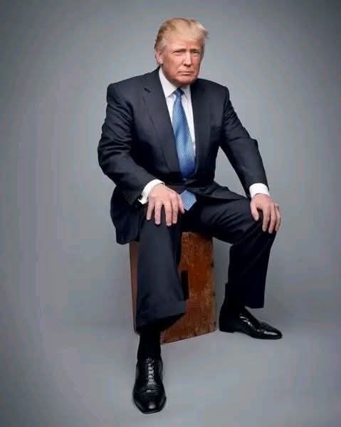 “Eminem: ‘The tragedy is not that Trump is insane. The tragedy is that everyone around him is too f*cking cowardly to stop him.’”