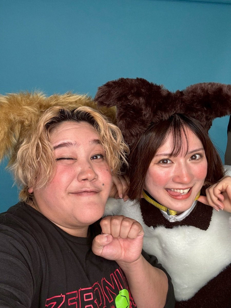 hikari_aomi's tweet image. ■7/1(水)～7/5(日)
#舞台つな君再演

本日ビジュアル撮影でした〜！🐾
Wチャチャ！！🐶🐕

みなさんの空気感が良すぎて賑やかで楽しい舞台になりそう〜☺️☺️

まだまだご予約お待ちしております！🐾

🎫ﾁｹｯﾄ🐶
ticket.corich.jp/apply/447445/0…
(Bチームにて出演)