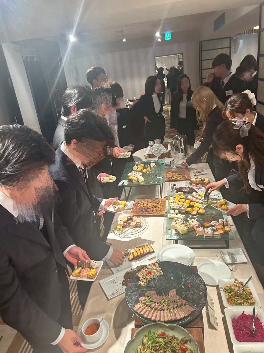 rippou2026's tweet photo. 📢新歓パーティのお知らせ
毎年100人以上が参加する、律法会恒例の豪華なイベント【新歓パーティー】のお知らせです♪🥳💃
〈日時〉
5月10日(日)
17時〜19時
〈場所〉
The Place of Tokyo
定員に限りがあるので先着順、もしくは抽選となりますので参加希望はお早めにお願いします❗️ 詳細はツリーへ👇 https://t.co/H3CCowXFaf