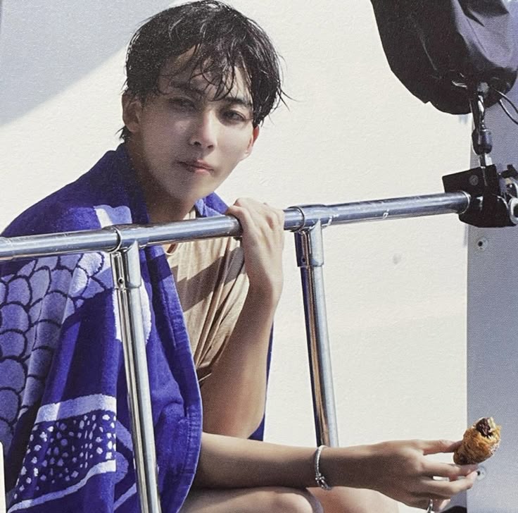 gwapo nung nasa kabilang cottage langya